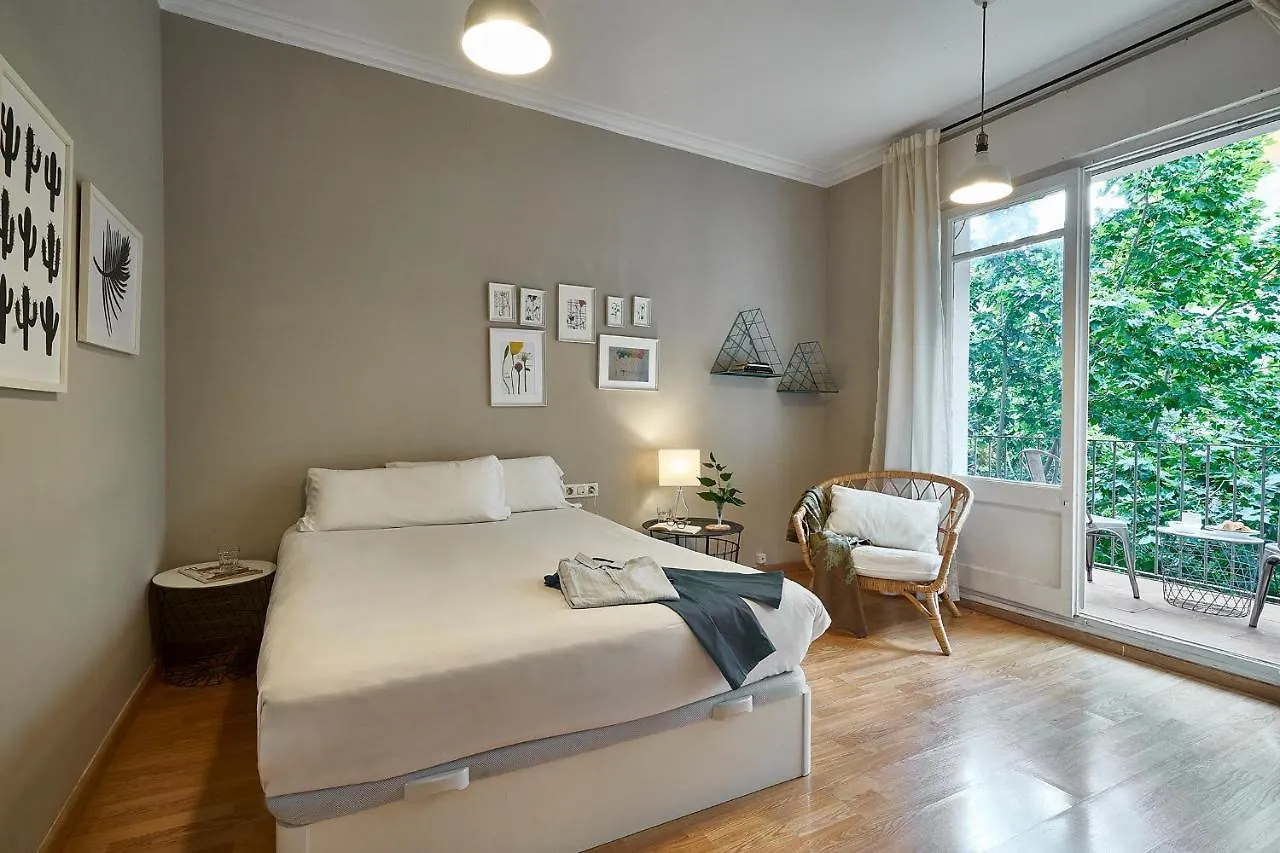 Magnificent 4 Bedroom Apartment In Eixample Barcelona Spanje